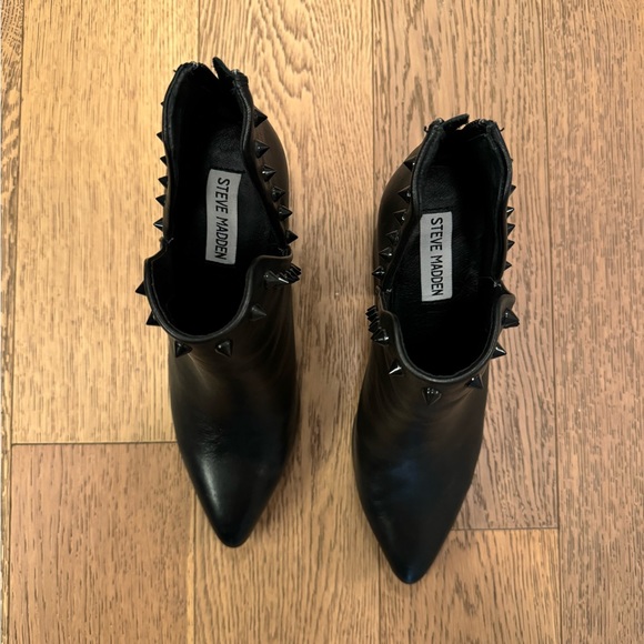 Steve Madden black booties size 8 - Picture 8 of 8